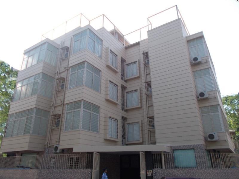 Oyo 16703 Hotel The Platinum 加尔各答 外观 照片