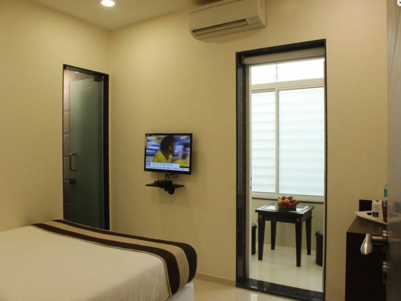 Oyo 16703 Hotel The Platinum 加尔各答 外观 照片